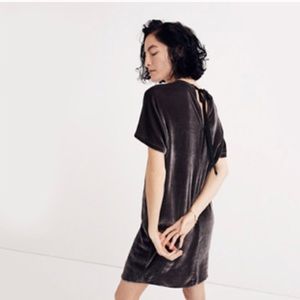 Madewell Velvet Short-Sleeve Shift Dress in Dark Brown